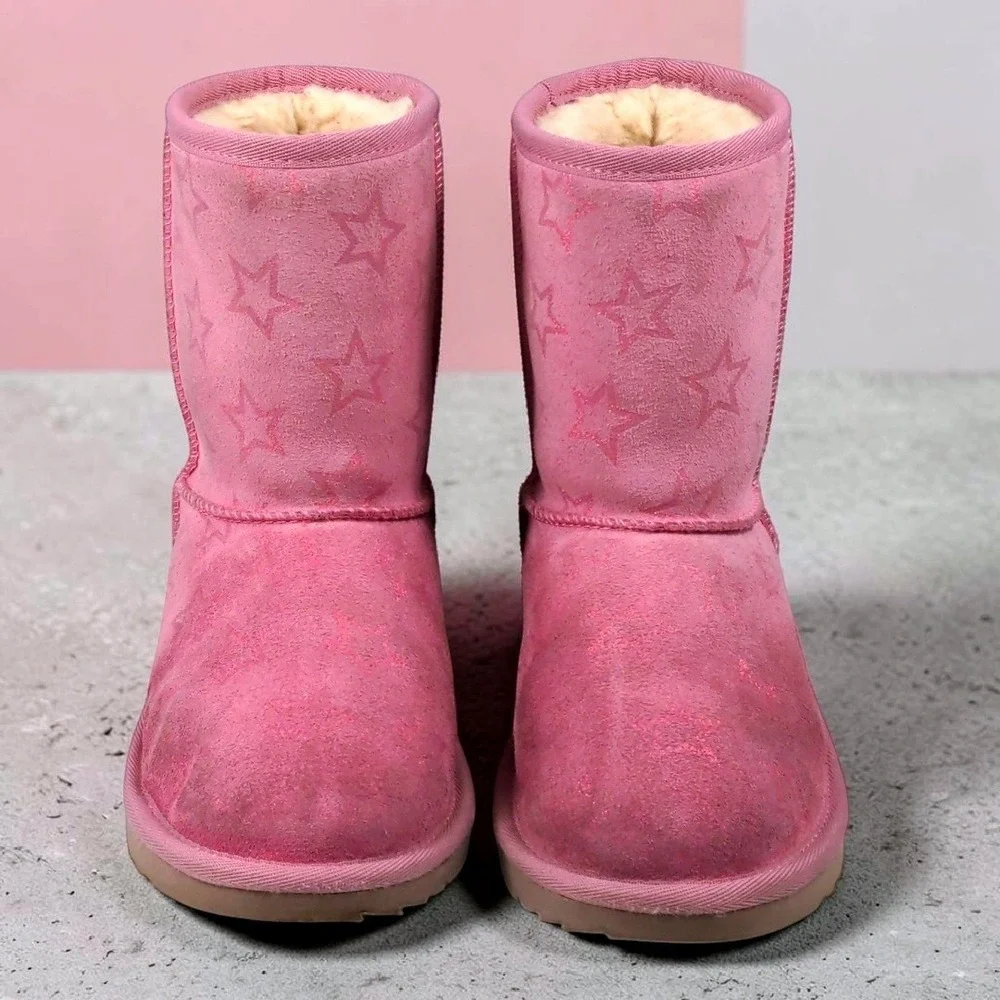 UGG Classic Short II Pink Glitter Star Boots Size 3 Kids Youth‎ 1157712K Cozy